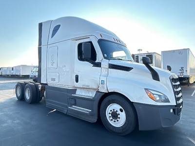 Freightliner Cascadia 126 Sleeper Semi Truck - 72" Integral Sleeper, 450HP, 12 Speed Automatic