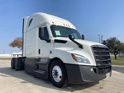 Freightliner Cascadia 126 Sleeper Semi Truck - 72" Integral Sleeper, 450HP, 12 Speed Automatic