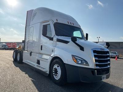 Freightliner Cascadia 126 Sleeper Semi Truck - 72" Integral Sleeper, 455HP, 12 Speed Automatic