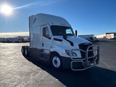 Freightliner Cascadia 126 Sleeper Semi Truck - 72" Integral Sleeper, 455HP, 12 Speed Automatic