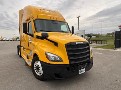 Freightliner Cascadia 126 Sleeper Semi Truck - 72" Integral Sleeper, 455HP, 12 Speed Automatic
