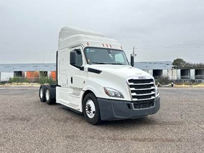 Freightliner Cascadia 126 Sleeper Semi Truck - 48" Integral Sleeper, 455HP, 10 Speed Manual