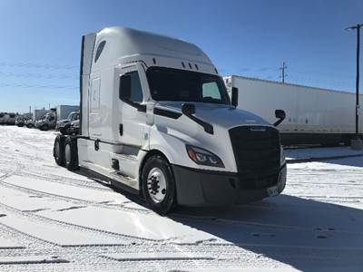 Freightliner Cascadia 126 Sleeper Semi Truck - 72" Integral Sleeper, 455HP, 12 Speed Automatic