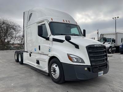 Freightliner Cascadia 126 Sleeper Semi Truck - 72" Integral Sleeper, 455HP, 12 Speed Automatic
