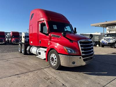 Freightliner Cascadia 126 Sleeper Semi Truck - 72" Integral Sleeper, 455HP, 12 Speed Automatic