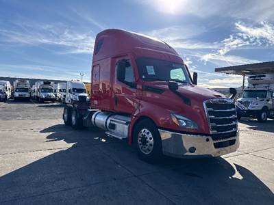 Freightliner Cascadia 126 Sleeper Semi Truck - 72" Integral Sleeper, 455HP, 12 Speed Automatic