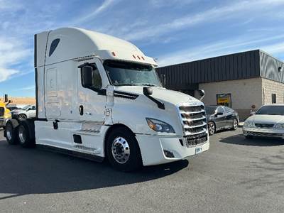 Freightliner Cascadia 126 Sleeper Semi Truck - 72" Integral Sleeper, 455HP, 12 Speed Automatic