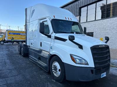 Freightliner Cascadia 126 Sleeper Semi Truck - 72" Integral Sleeper, 450HP, 12 Speed Automatic