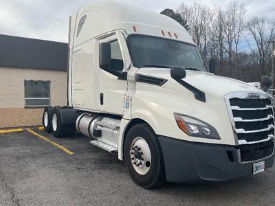 Freightliner Cascadia 126 Sleeper Semi Truck - 72" Integral Sleeper, 455HP, 12 Speed Automatic