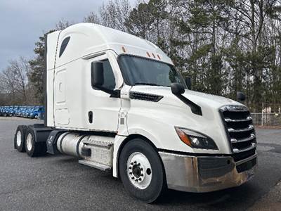 Freightliner Cascadia 126 Sleeper Semi Truck - 72" Integral Sleeper, 455HP, 12 Speed Automatic