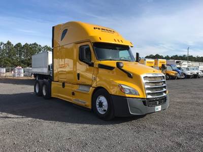Freightliner Cascadia 126 Sleeper Semi Truck - 72" Integral Sleeper, 455HP, 12 Speed Automatic
