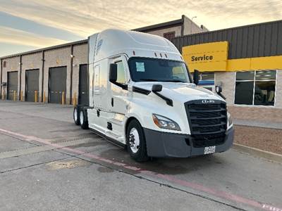 Freightliner Cascadia 126 Sleeper Semi Truck - 72" Integral Sleeper, 455HP, 12 Speed Automatic