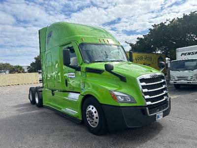 Freightliner Cascadia 126 Sleeper Semi Truck - 72" Integral Sleeper, 455HP, 12 Speed Automatic