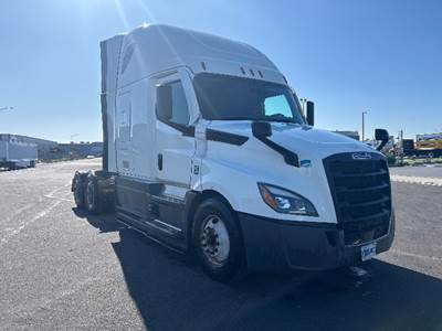 Freightliner Cascadia 126 Sleeper Semi Truck - 72" Integral Sleeper, 450HP, 12 Speed Automatic
