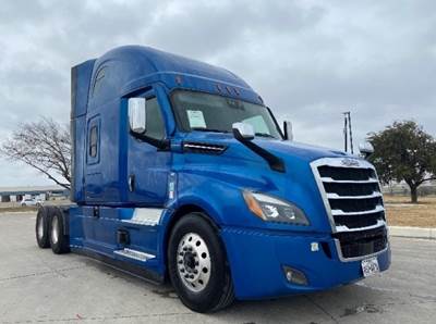 Freightliner Cascadia 126 Sleeper Semi Truck - 72" Integral Sleeper, 455HP, 12 Speed Automatic