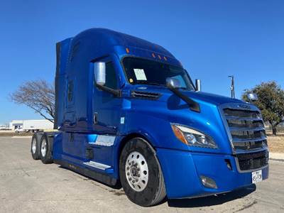 Freightliner Cascadia 126 Sleeper Semi Truck - 72" Integral Sleeper, 455HP, 12 Speed Automatic