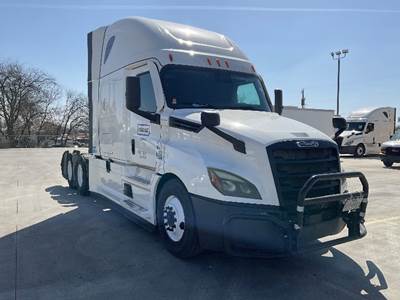 Freightliner Cascadia 126 Sleeper Semi Truck - 72" Integral Sleeper, 450HP, 12 Speed Automatic