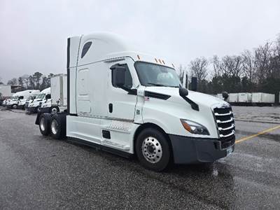 Freightliner Cascadia 126 Sleeper Semi Truck - 72" Integral Sleeper, 400HP, 12 Speed Automatic