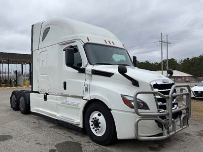 Freightliner Cascadia 126 Sleeper Semi Truck - 72" Integral Sleeper, 505HP, 12 Speed Automatic