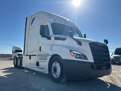 Freightliner Cascadia 126 Sleeper Semi Truck - 72" Integral Sleeper, 455HP, 12 Speed Automatic