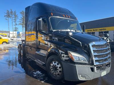 Freightliner Cascadia 126 Sleeper Semi Truck - 72" Integral Sleeper, 455HP, 12 Speed Automatic