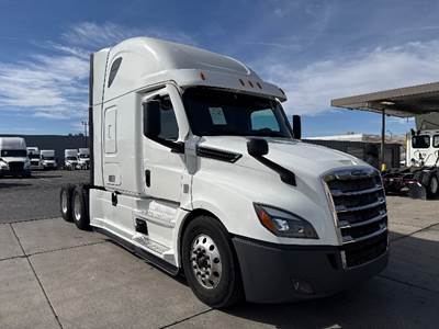 Freightliner Cascadia 126 Sleeper Semi Truck - 72" Integral Sleeper, 455HP, 12 Speed Automatic