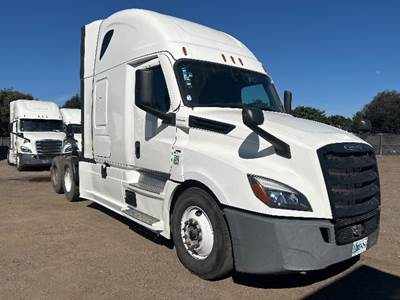 Freightliner Cascadia 126 Sleeper Semi Truck - 72" Integral Sleeper, 455HP, 12 Speed Automatic