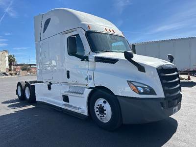 Freightliner Cascadia 126 Sleeper Semi Truck - 72" Integral Sleeper, 455HP, 12 Speed Automatic
