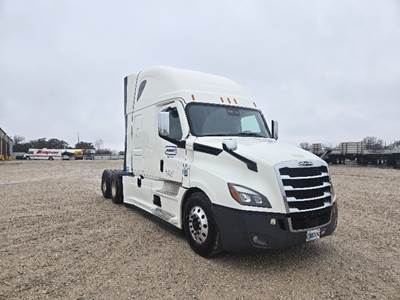 Freightliner Cascadia 126 Sleeper Semi Truck - 72" Integral Sleeper, 455HP, 12 Speed Automatic