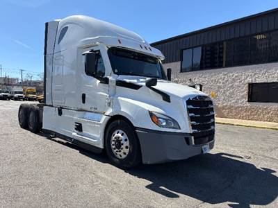 Freightliner Cascadia 126 Sleeper Semi Truck - 72" Integral Sleeper, 455HP, 12 Speed Automatic