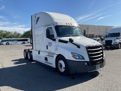 Freightliner Cascadia 126 Sleeper Semi Truck - 72" Integral Sleeper, 455HP, 12 Speed Automatic