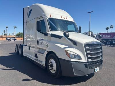 Freightliner Cascadia 126 Sleeper Semi Truck - 72" Integral Sleeper, 455HP, 12 Speed Automatic
