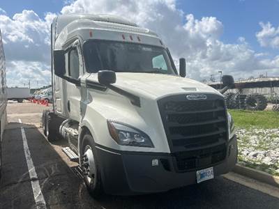 Freightliner Cascadia 126 Sleeper Semi Truck - 60" Integral Sleeper, 400HP, 12 Speed Automatic