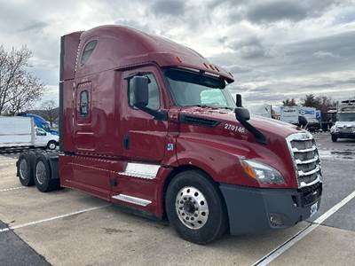 Freightliner Cascadia 126 Sleeper Semi Truck - 72" Integral Sleeper, 455HP, 12 Speed Automatic
