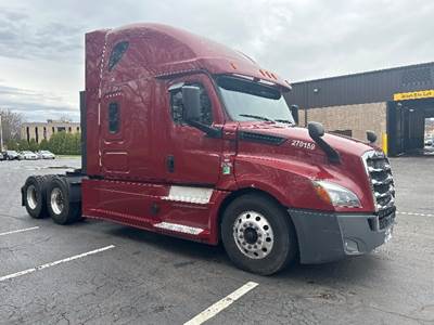 Freightliner Cascadia 126 Sleeper Semi Truck - 72" Integral Sleeper, 455HP, 12 Speed Automatic