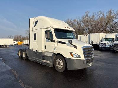 Freightliner Cascadia 126 Sleeper Semi Truck - 72" Integral Sleeper, 455HP, 10 Speed Manual