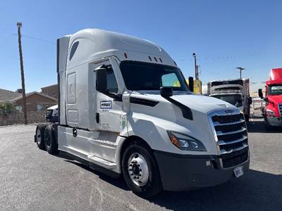 Freightliner Cascadia 126 Sleeper Semi Truck - 72" Integral Sleeper, 455HP, 12 Speed Automatic