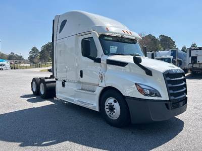 Freightliner Cascadia 126 Sleeper Semi Truck - 72" Integral Sleeper, 455HP, 12 Speed Automatic