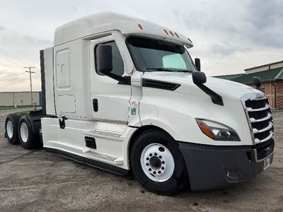 Freightliner Cascadia 126 Sleeper Semi Truck - 60" Integral Sleeper, 455HP, 12 Speed Automatic