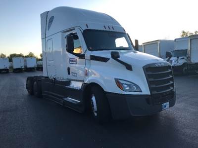 Freightliner Cascadia 126 Sleeper Semi Truck - 72" Integral Sleeper, 455HP, 12 Speed Automatic