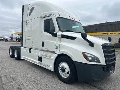 Freightliner Cascadia 126 Sleeper Semi Truck - 72" Integral Sleeper, 455HP, 12 Speed Automatic