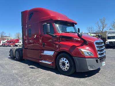 Freightliner Cascadia 126 Sleeper Semi Truck - 72" Integral Sleeper, 455HP, 12 Speed Automatic