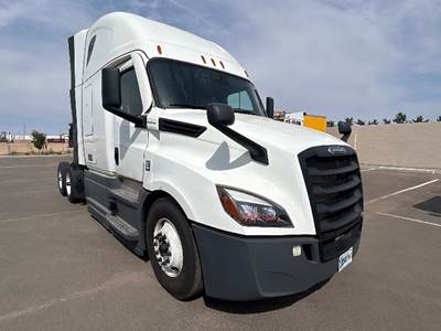 Freightliner Cascadia 126 Sleeper Semi Truck - 72" Integral Sleeper, 450HP, 12 Speed Automatic