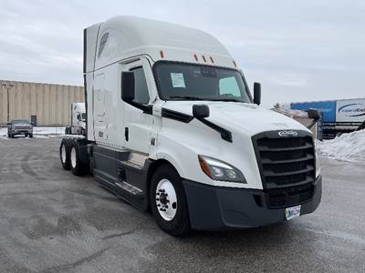 Freightliner Cascadia 126 Sleeper Semi Truck - 72" Integral Sleeper, 450HP, 12 Speed Automatic