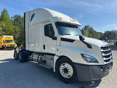 Freightliner Cascadia 126 Sleeper Semi Truck - 72" Integral Sleeper, 455HP, 12 Speed Automatic
