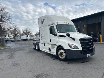 Freightliner Cascadia 126 Sleeper Semi Truck - 72" Integral Sleeper, 455HP, 12 Speed Automatic