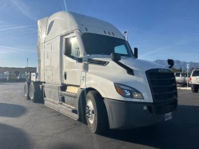 Freightliner Cascadia 126 Sleeper Semi Truck - 72" Integral Sleeper, 450HP, 12 Speed Automatic