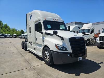 Freightliner Cascadia 126 Sleeper Semi Truck - 72" Integral Sleeper, 455HP, 12 Speed Automatic