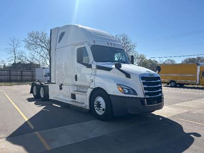 Freightliner Cascadia 126 Sleeper Semi Truck - 72" Integral Sleeper, 455HP, 12 Speed Automatic