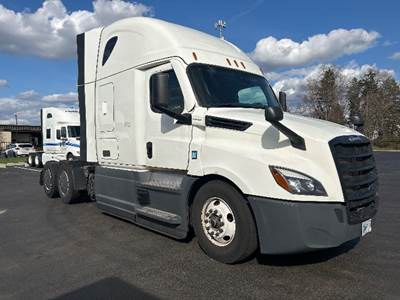 Freightliner Cascadia 126 Sleeper Semi Truck - 72" Integral Sleeper, 450HP, 12 Speed Automatic
